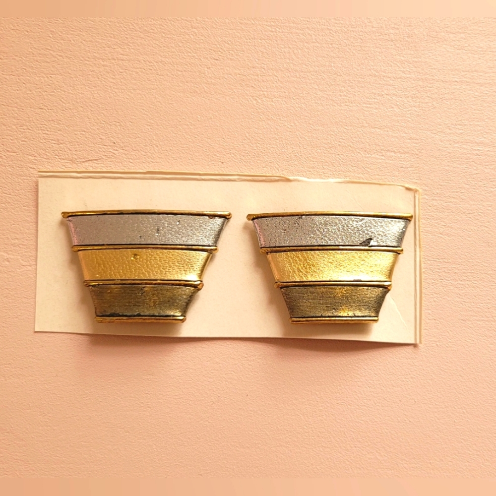 Vintage shoe clips!